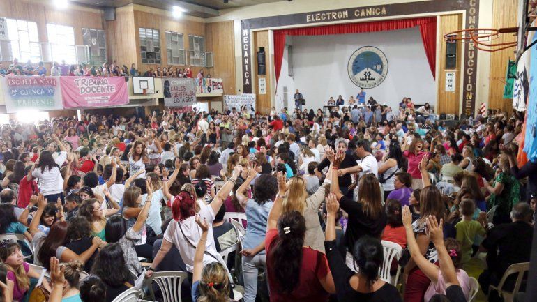 En la capital comenzó a marcarse la tendencia. Se trata de una suba del 35 por ciento para el maestro inicial.