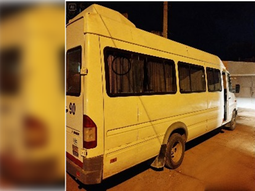 La Sprinter fue robada en Cipolletti y horas después la recuperaron en el barrio Santo Domingo. La Sprinter fue robada en Cipolletti y horas después la recuperaron en el barrio Santo Domingo.