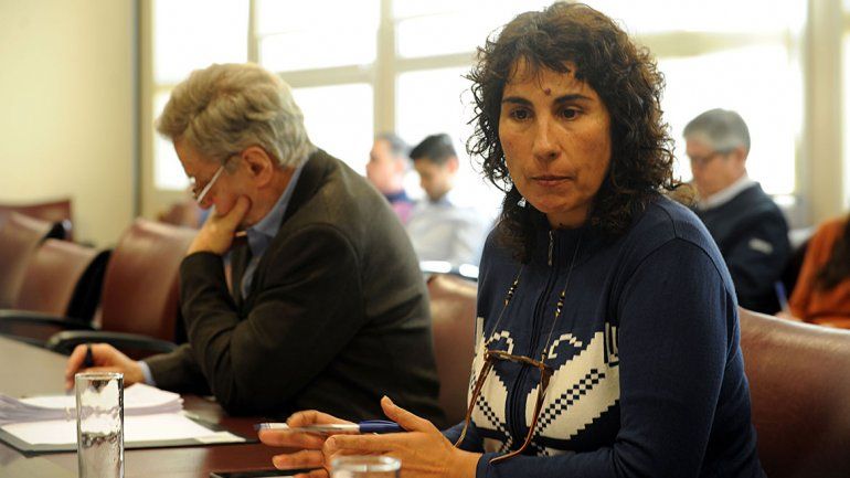 Proponen retirar los símbolos religiosos de las oficinas estatales