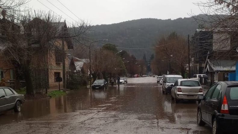 Emiten alerta naranja por lluvia en el sur provincial.