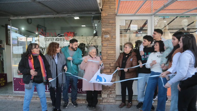 La historia de la mítica mercería del bajo neuquino fundada en 1975