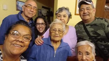 en chile no tenian idea de su existencia: siria, la neuquina que conocio a sus familiares a los 91 anos