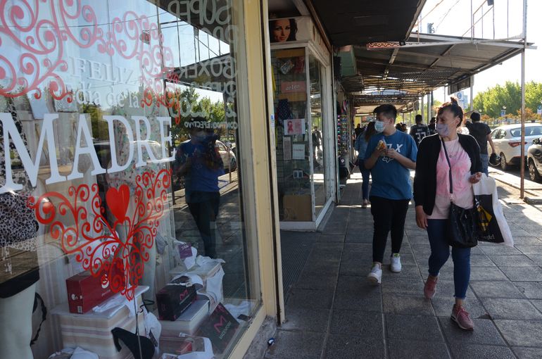 Las ventas del Día de la Madre se hacen rogar
