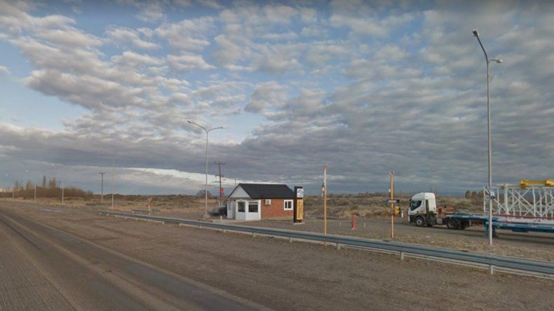 El procedimiento preventivo donde fue secuestrada la droga se realizó en la zona de la báscula, en Senillosa. | LM Neuquen El procedimiento preventivo donde fue secuestrada la droga se realizó en la zona de la báscula, en Senillosa.