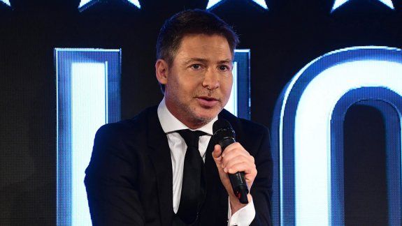 Los canales reacomodan sus programaciones de verano