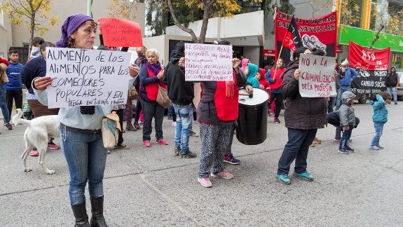 El Municipio le brindará ayuda a comedores barriales 