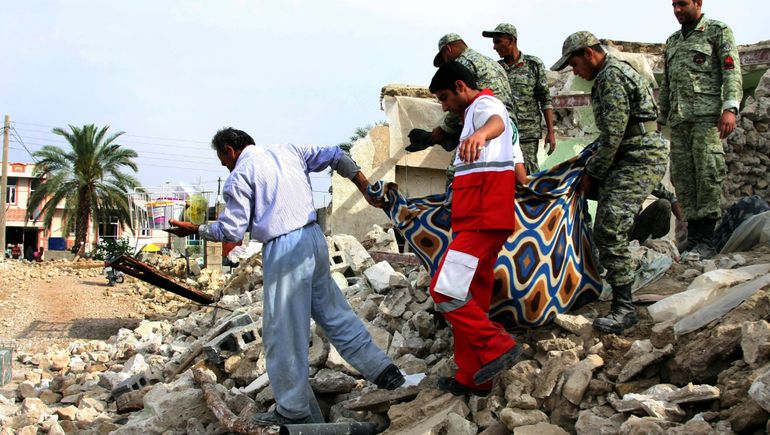 Varios sismos en Irán dejan al menos 5 fallecidos