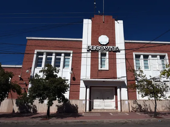 Fecovita representa al 30 % del mercado argentino de vino y a más de 5.000 productores mendocinos. Fecovita representa al 30 % del mercado argentino de vino y a más de 5.000 productores mendocinos.