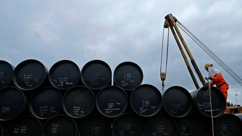 El barril de petróleo superó los u$s 80 y alcanzó niveles de 2014