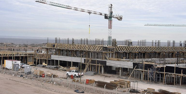 Provincia planea reactivar este año las obras del hospital norpatagónico en Neuquén