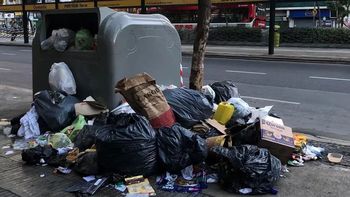 hurgar o multar: la basura entendida en dos idiomas