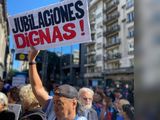 Una protesta en Buenos Aires en contra del ajuste a los jubilados. 