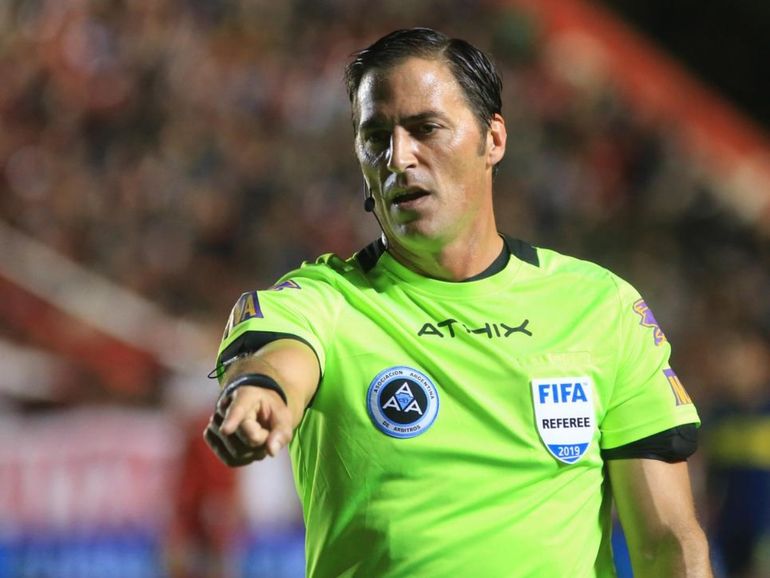 Mauro Vigliano, árbitro del VAR en el partido de San Lorenzo y Racing Mauro Vigliano, árbitro del VAR en el partido de San Lorenzo y Racing