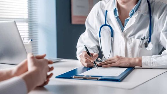 Un médico de Lago Puelo, Chubut, fue condenado por abusar de una paciente.