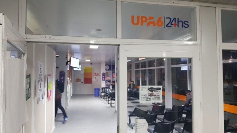 Tras ser acusado de querer dopar a una mujer, un enfermero fue ferozmente golpeado