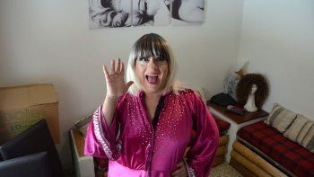 la tota, el transformista que hace reir al alto valle la tota, el transformista que hace reir al alto valle