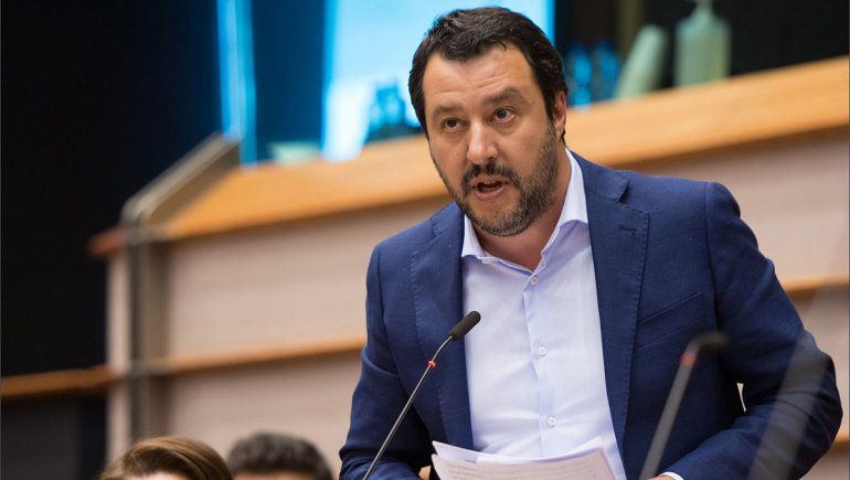 El italiano derechista Salvini culpa al Papa de favorecer a los migrantes