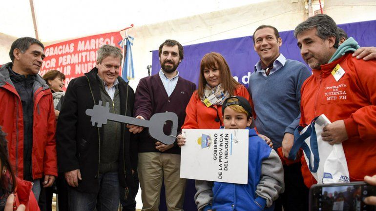 En quince días comenzarán a construirse 450 viviendas en la provincia