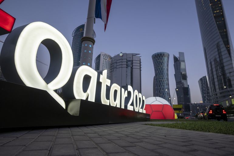 Una empresa busca argentinos para Qatar: puestos solicitados y requisitos