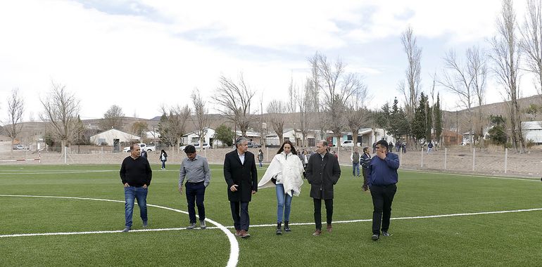 Recorrida por una cancha de fútbol en Barrancas. Recorrida por una cancha de fútbol en Barrancas.