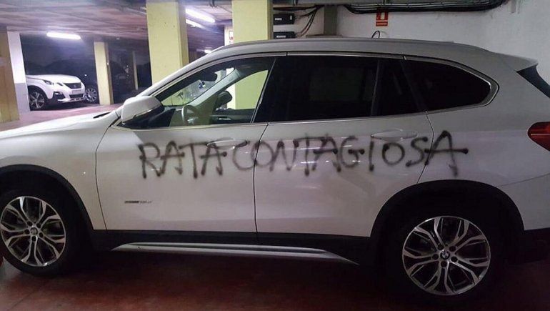 Rata contagiosa: la vergonzosa pintada en el coche de una médica