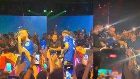 El cantante realizaba su show ante unas 1.200 personas cuando vaso de vidrio impactó de lleno en su cara.