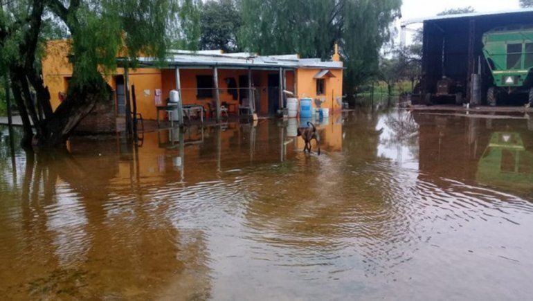 Santa Fe y Entre Ríos bajo el agua: cientos de evacuados y rutas cortadas