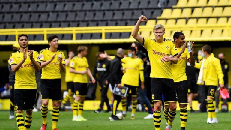 Borussia Dortmund consiguió su pase a los octavos de final de la Champions League