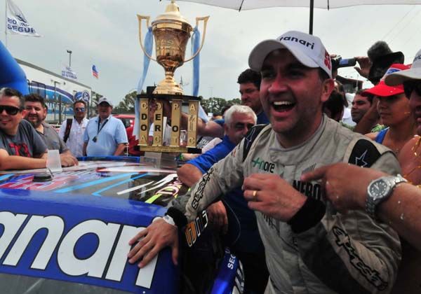 Diego Aventín es el nuevo campeón del TC