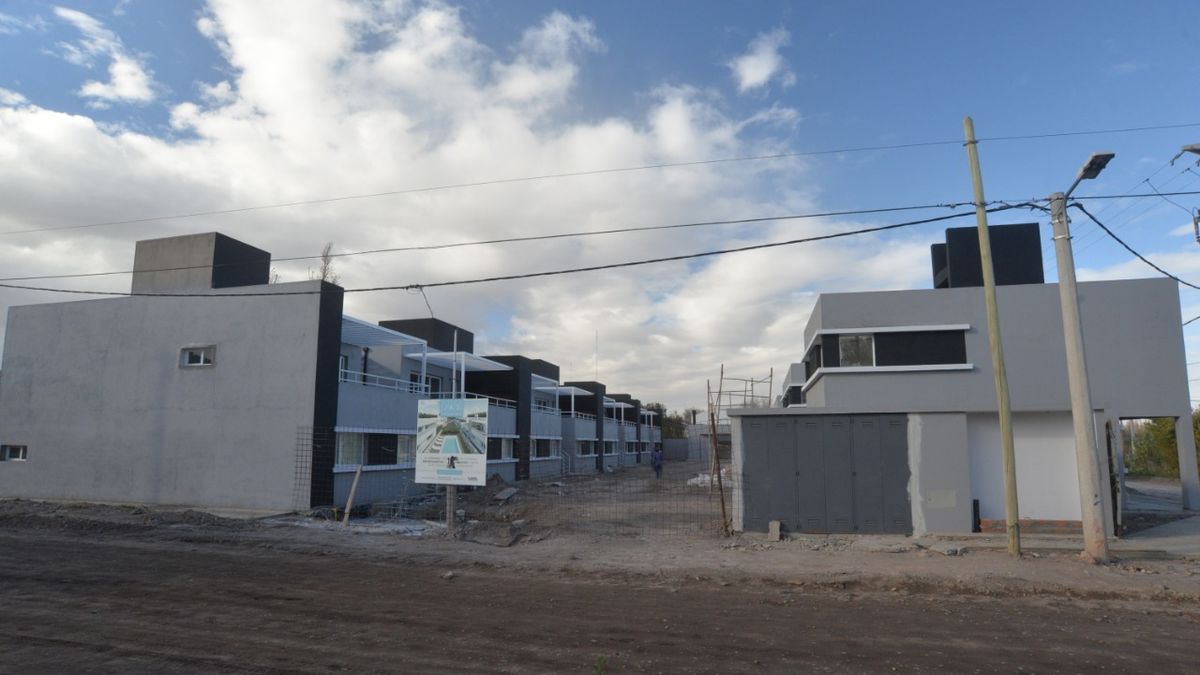 Crece el fenómeno de las viviendas en tira en Neuquén