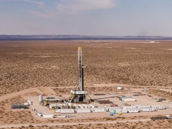 Vaca Muerta al mundo: la Provincia le otorgó 5 áreas clave a YPF para blindar el mega proyecto de GNL