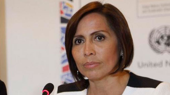 se dio a la fuga una exministra ecuatoriana refugiada en la embajada de argentina se dio a la fuga una exministra ecuatoriana refugiada en la embajada de argentina