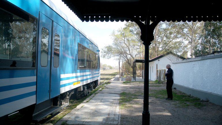 El Tren del Valle volvió a quedar sin servicio. Esta vez fue por un ataque a piedrazos realizado por desconocidos.