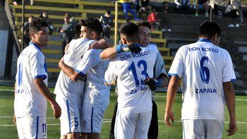 ¡la levanta en za-pala! cuanto cobra don bosco por el pase del huevo ¡la levanta en za-pala! cuanto cobra don bosco por el pase del huevo