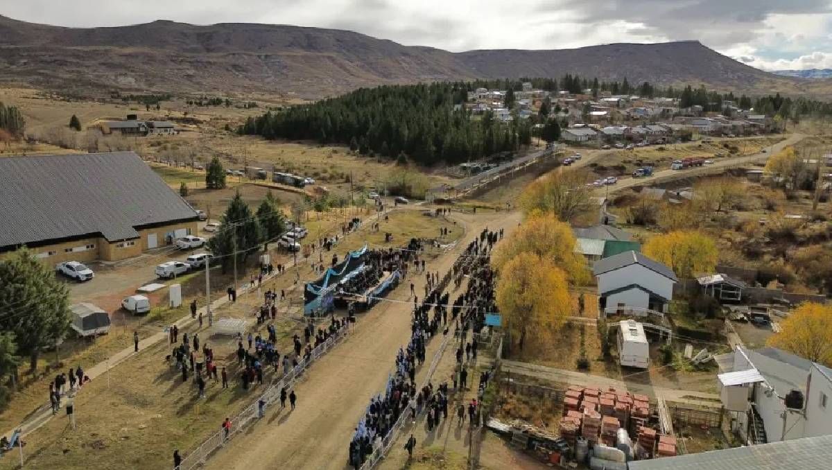 La denuncia y los despidos a mujeres ocurrieron en un pueblo del Norte neuquino