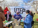 A las organizaciones sociales como la UTEP y el FOL les preocupa el riesgo nutricional y el hambre que padecen muchos niños. Su compromiso es con ellos y las familias más carenciadas. Una olla popular sirvió para denunciar la realidad.