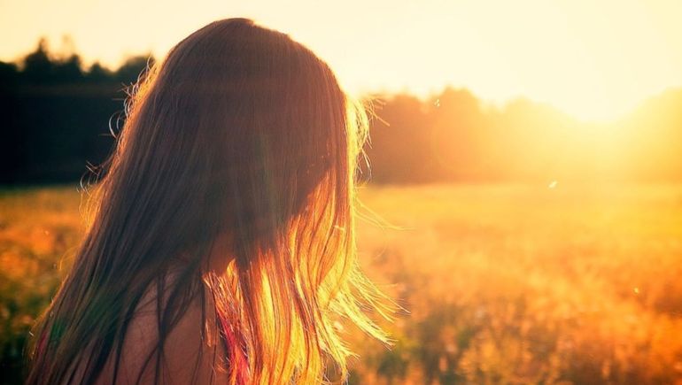 Las horas de exposición favorecen las horas de sueño. Las horas de exposición favorecen las horas de sueño.