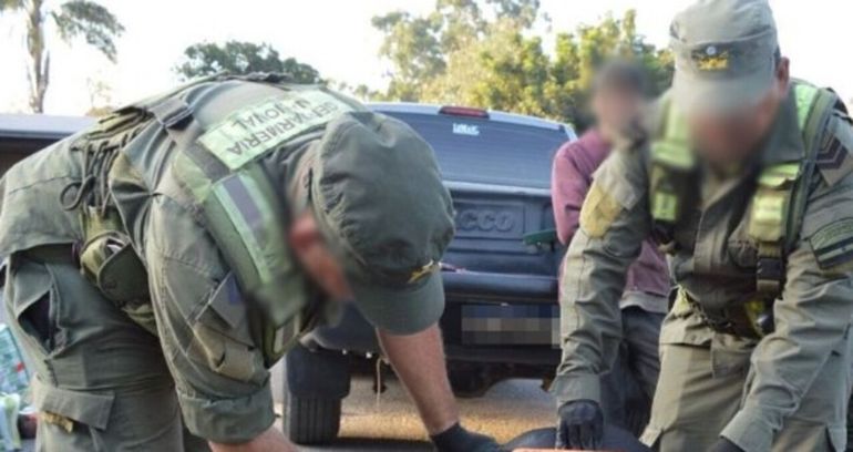 Atrapada en la ruta: la insólita manera en que una mujer llevaba escondidos 50 kilos de cocaína
