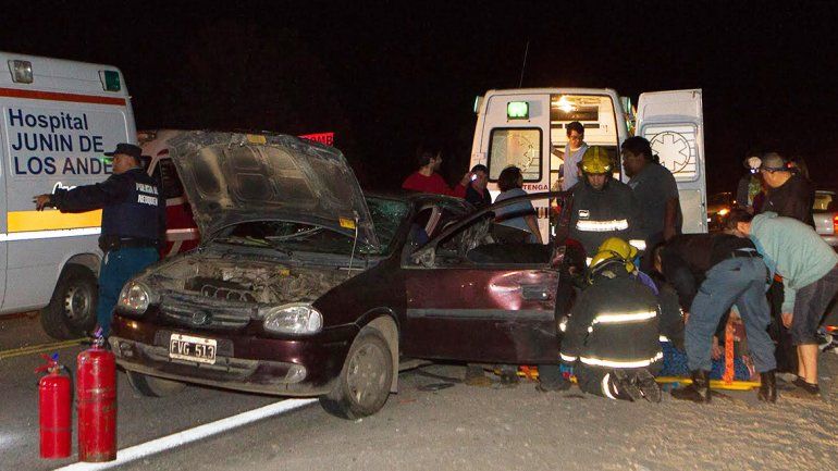 Cinco heridos en un choque sobre la Ruta 40