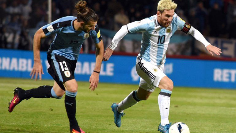 Messi brilló en el triunfo de la Selección Argentina.