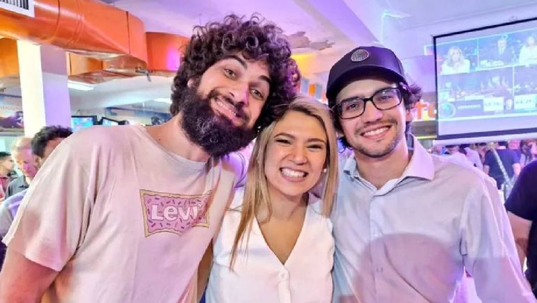 Camilo Echeverría se sumó a La Libertad Avanza en 2023, muy de a poco. Venía de una colectora de Mariano Gaido. Camilo Echeverría se sumó a La Libertad Avanza en 2023, muy de a poco. Venía de una colectora de Mariano Gaido.