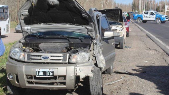 Se pararon a discutir por una mala maniobra sobre la ruta 7 y los atropellaron