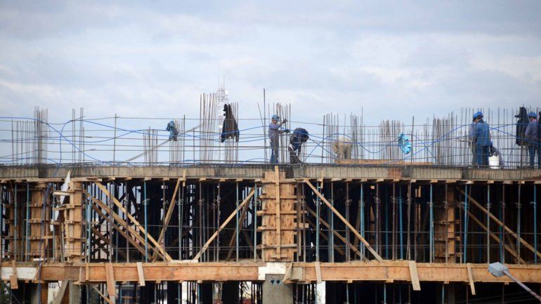 La merma de la actividad se siente tanto en edificios como en viviendas particulares.