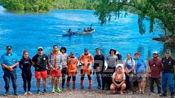 Personal de las distintas fuerzas que intervino en la búsqueda del joven en el río Limay. Personal de las distintas fuerzas que intervino en la búsqueda del joven en el río Limay.