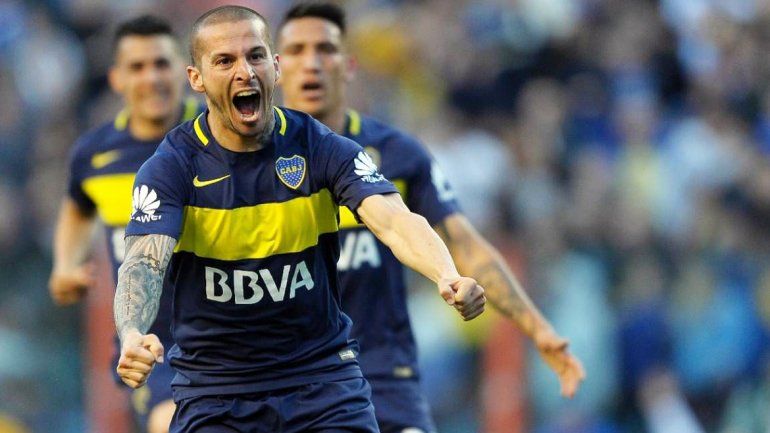 Con Benedetto,  el Guille se llena la Boca de gol