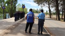 sin resultados positivos: como es el segundo dia de busqueda de azul semenenko por el rio limay