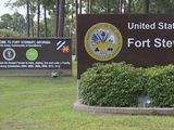 Un tirador activo causó momentos de tensión en una base militar de Estados Unidos.
