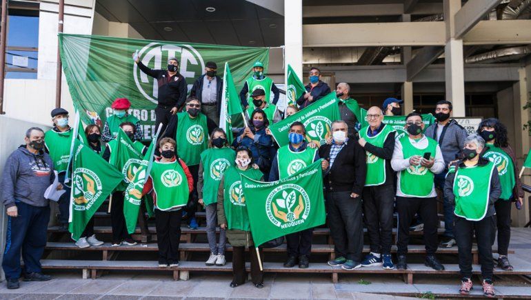 Jubilados y pensionados de ATE protestaron en contra del plus del ISSN