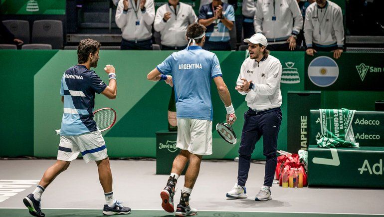 Copa Davis: Argentina barrió a Chile y quedó bien parada