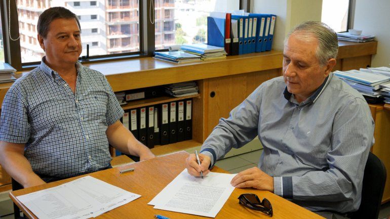 Se firmó la construcción del nuevo CPEM 81 de Barrancas